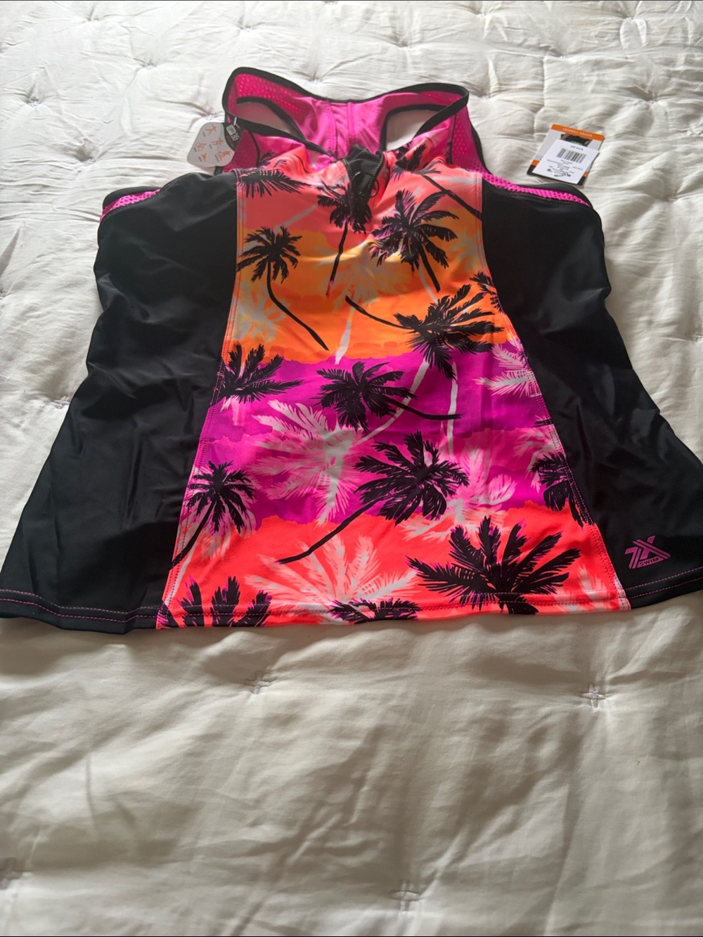 Kohl's Neon Pink and Black Scuba Tankini Top